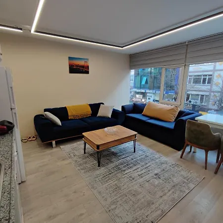 Oezyuerek House Daire *